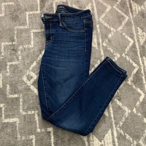 Mid-Rise Denim Jegging - Size 6 / 28 Short